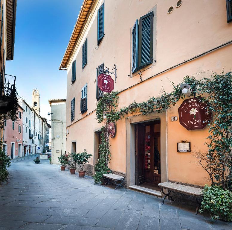 Albergo Il Giglio image 1